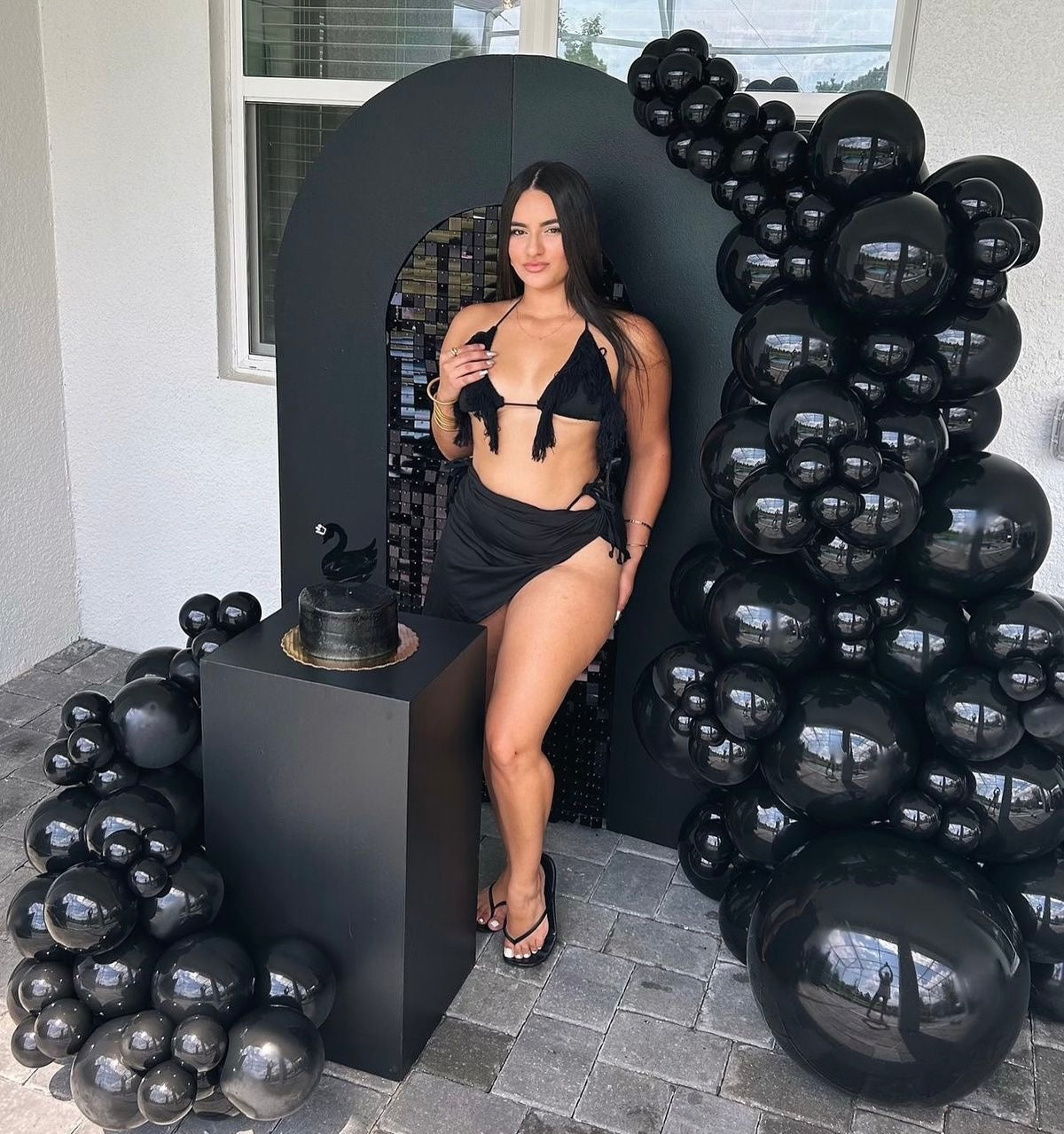 Elegant black birthday backdrop for party decoration – YOLO Events
