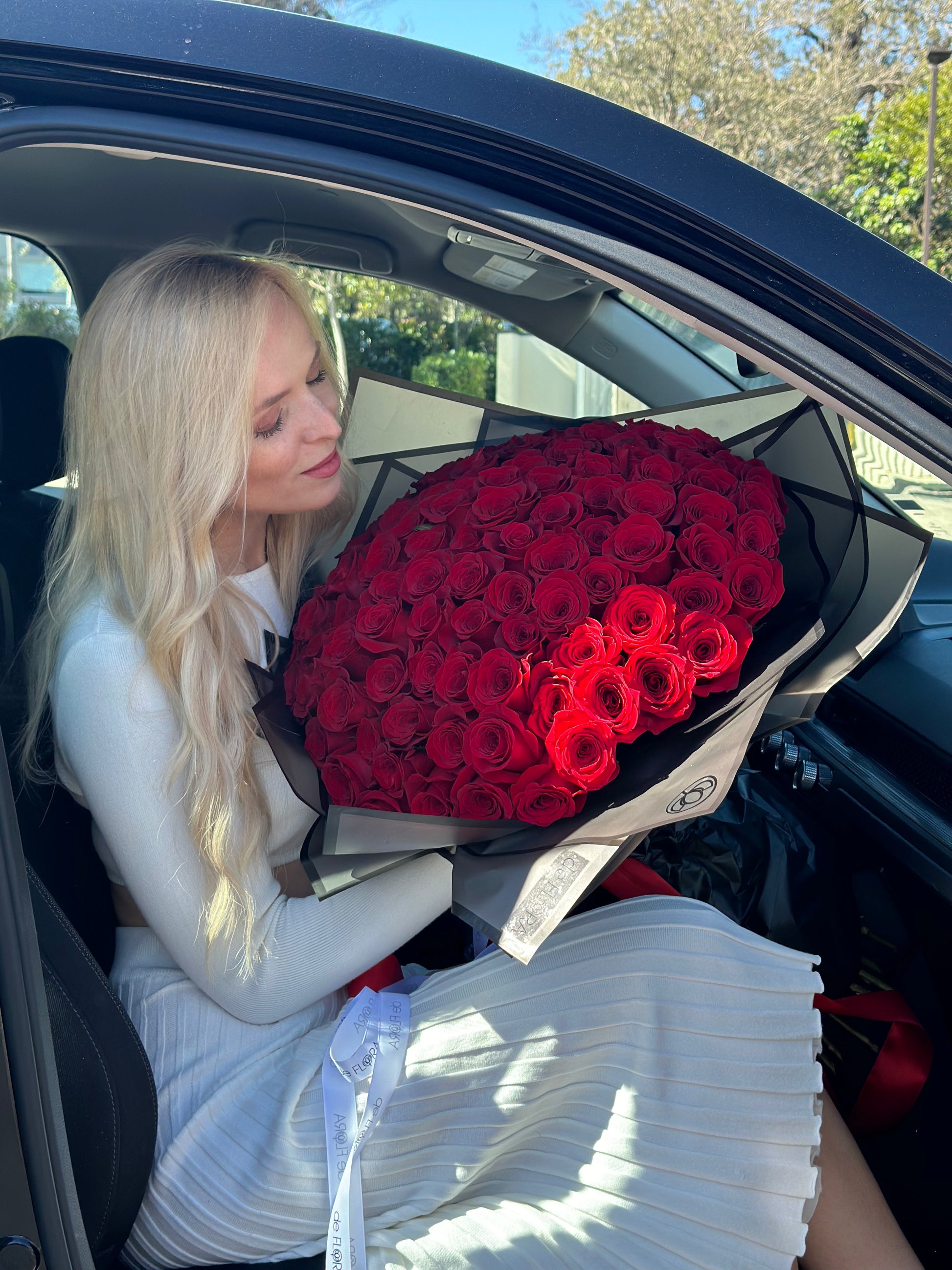 Bouquet Arrangement – Elegant Floral Decoration