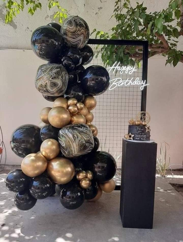 Elegant black birthday backdrop for party decoration – YOLO Events


