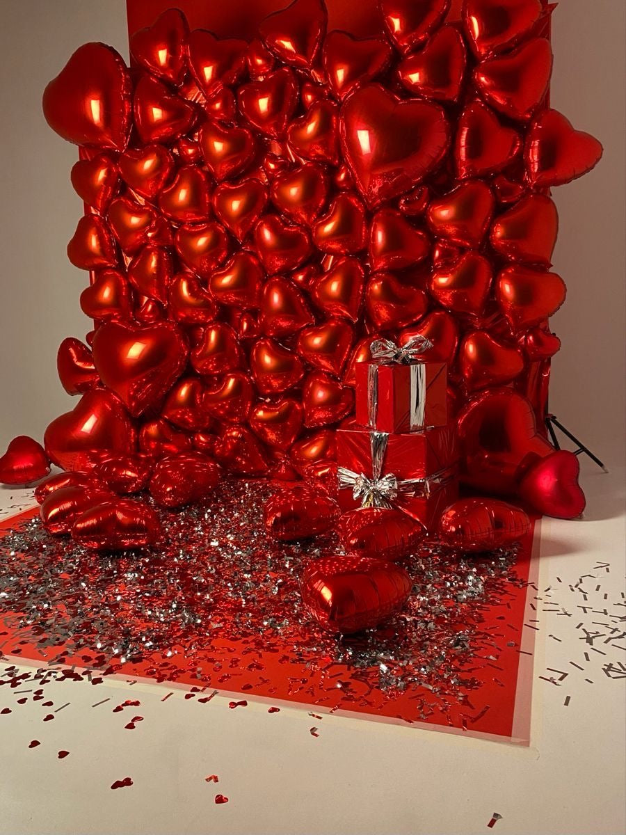 Valentine’s Day Backdrop – Romantic Event Decoration